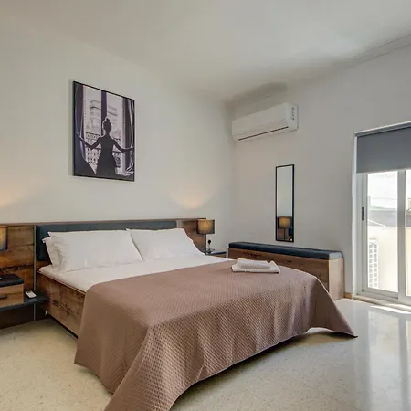 Apartment Charming With Jacuzzi In St Julians *