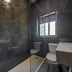 Charming With Jacuzzi In St Julians Apartment San Ġiljan