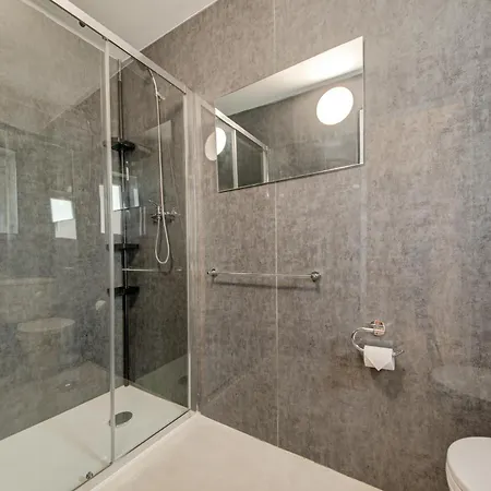 Charming With Jacuzzi In St Julians San Giuliano