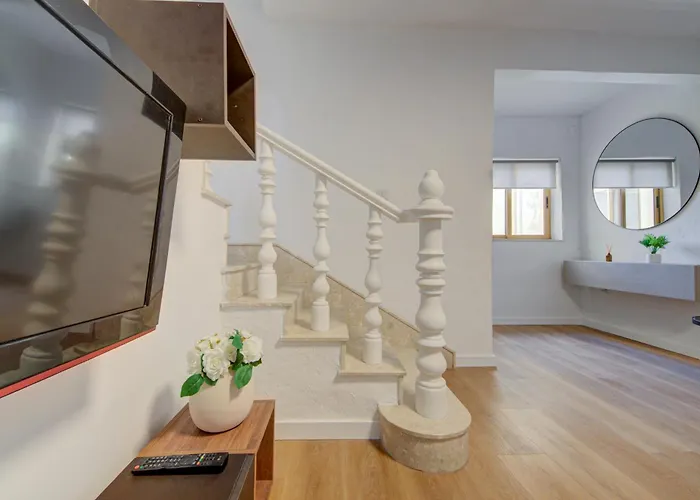 Charming With Jacuzzi In St Julians Apartment